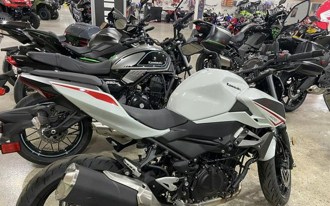 2022 Kawasaki Z400 ABS