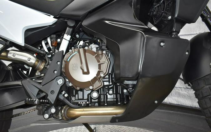 2023 Husqvarna Norden 901