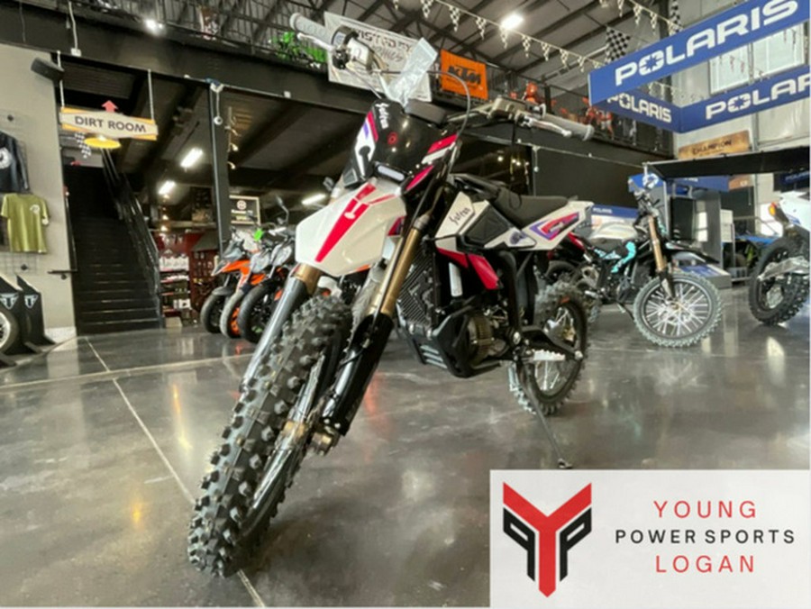 2025 SUR-RON HYPER BEE 14/12