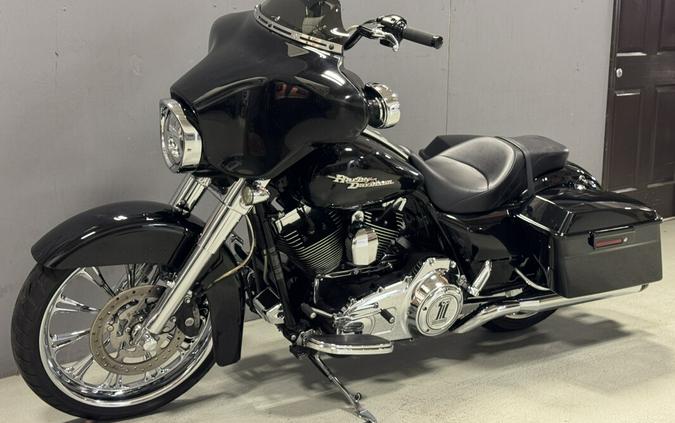 FLHX 2010 Street Glide®