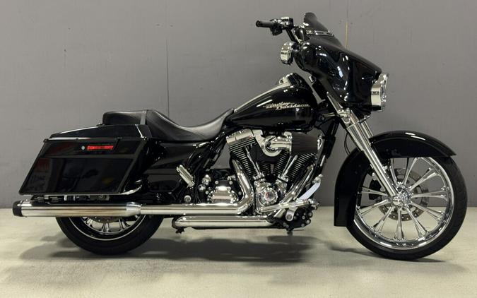 FLHX 2010 Street Glide®