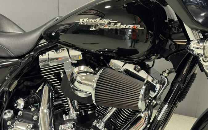 FLHX 2010 Street Glide®