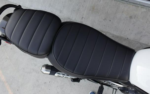 2026 Triumph Scrambler 400 XC