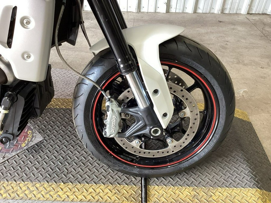 2022 Indian Motorcycle® FTR S White Smoke