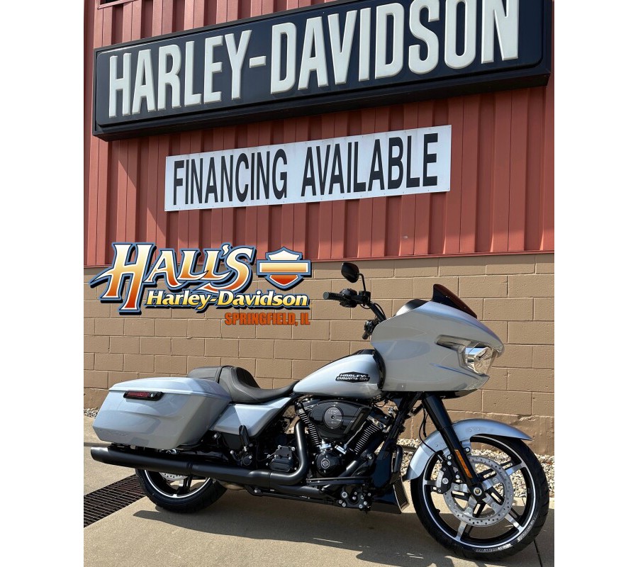 2024 Harley-Davidson Road Glide® Atlas Silver Metallic