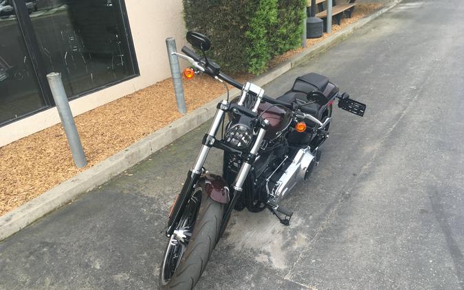 2018 Harley-Davidson Softail Breakout