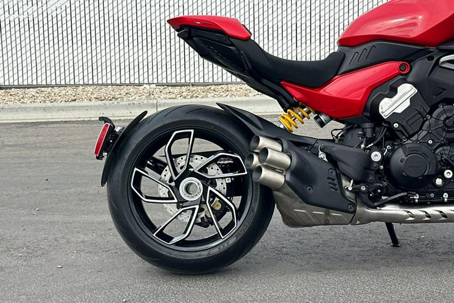 2026 Ducati Diavel V4