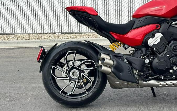 2026 Ducati Diavel V4