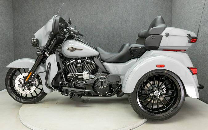 2025 HARLEY DAVIDSON FLHTCUTG TRI GLIDE ULTRA CLASSIC W/ PINGLE ELECTRIC SHIFT