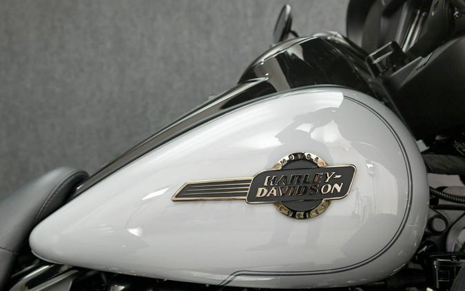 2025 HARLEY DAVIDSON FLHTCUTG TRI GLIDE ULTRA CLASSIC W/ PINGLE ELECTRIC SHIFT