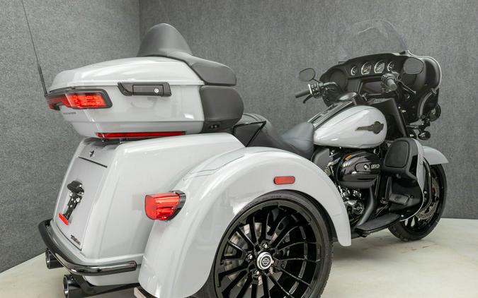 2025 HARLEY DAVIDSON FLHTCUTG TRI GLIDE ULTRA CLASSIC W/ PINGLE ELECTRIC SHIFT