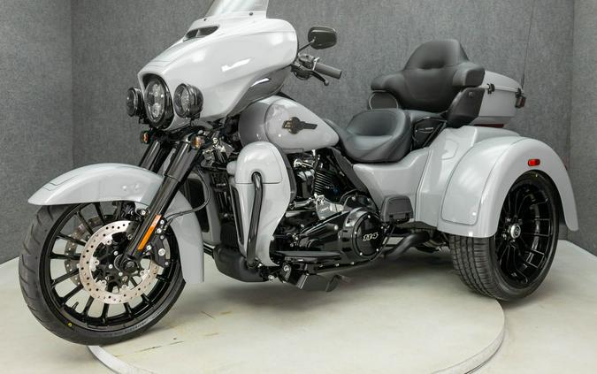 2025 HARLEY DAVIDSON FLHTCUTG TRI GLIDE ULTRA CLASSIC W/ PINGLE ELECTRIC SHIFT