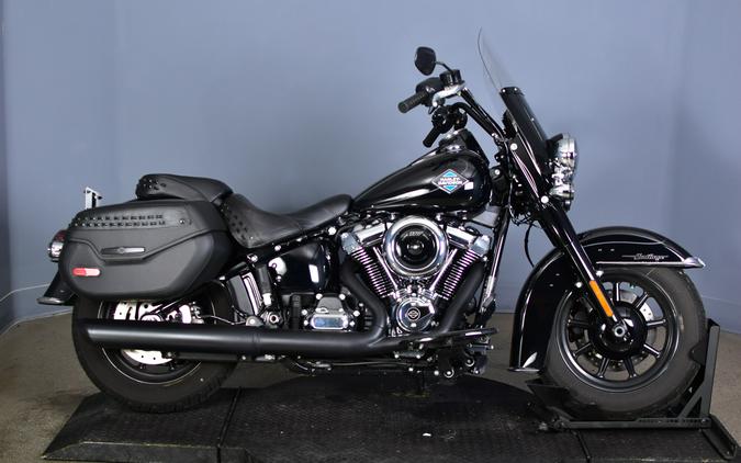 2025 Harley-Davidson Heritage Classic FLHC
