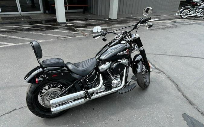FLSL 2020 Softail Slim®