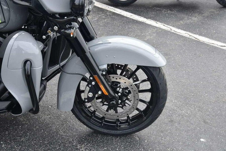 2025 Harley-Davidson® FLHTCUTG - Tri Glide® Ultra