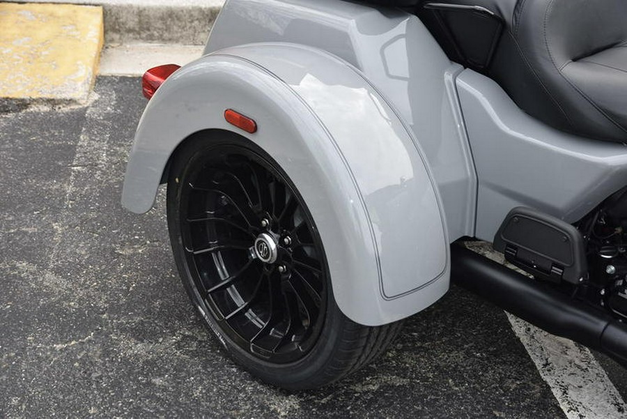 2025 Harley-Davidson® FLHTCUTG - Tri Glide® Ultra