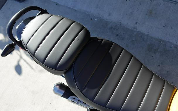 2026 Triumph Scrambler 400 XC