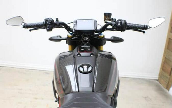 2022 INDIAN FTR 1200 R CARBON