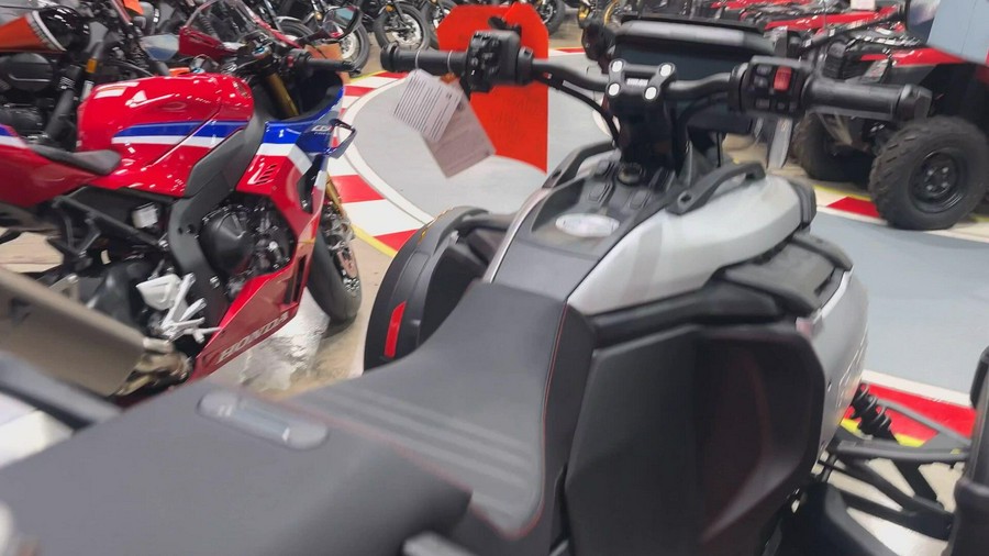 2025 Can-Am CANYON XT