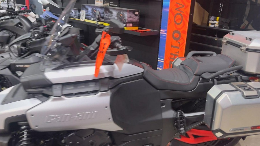 2025 Can-Am CANYON XT