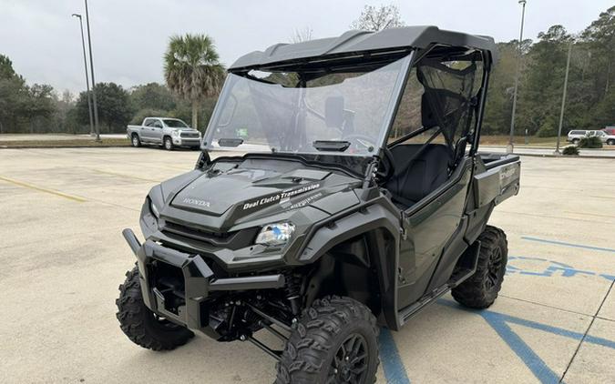2025 Honda Pioneer 1000 Deluxe