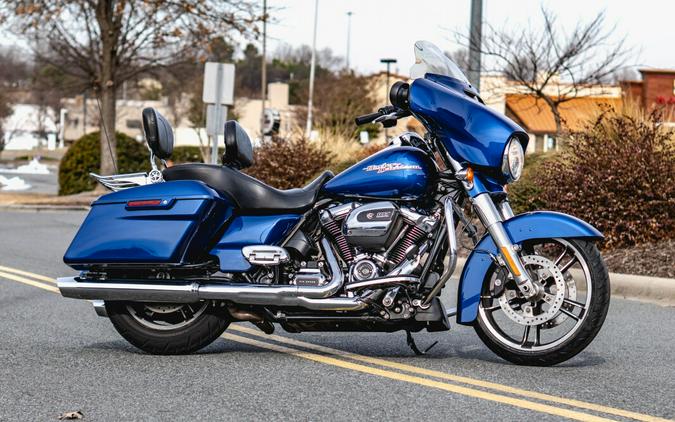 FLHXS 2017 Street Glide® Special