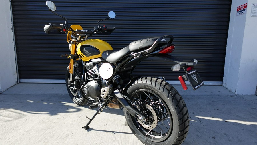 2026 Triumph Scrambler 400 XC