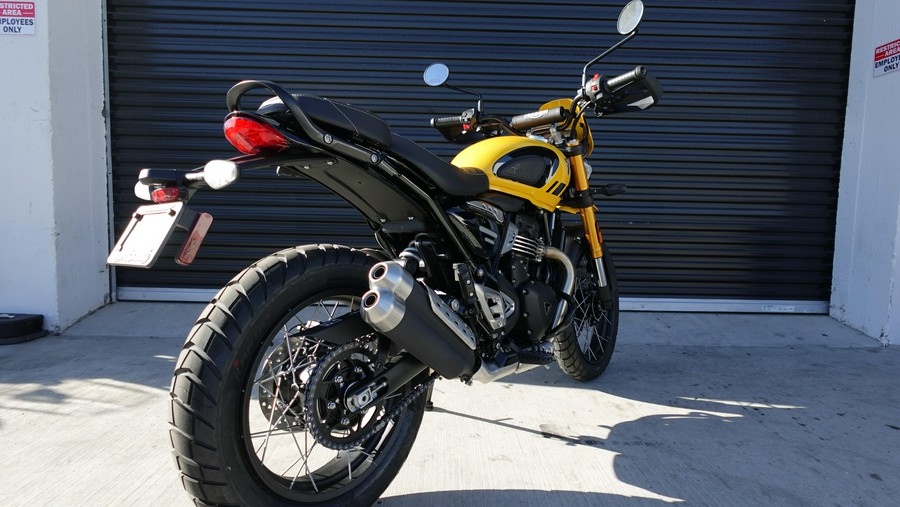 2026 Triumph Scrambler 400 XC