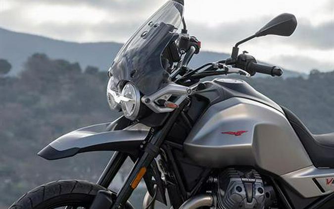 2025 Moto Guzzi V85 Strada