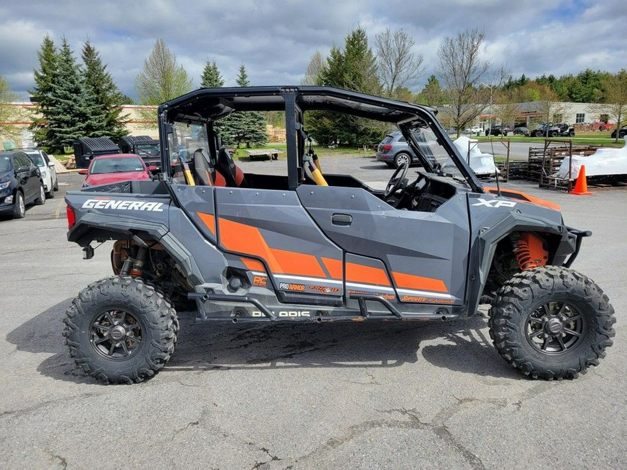 2020 Polaris® GENERAL® XP 4 1000 Deluxe