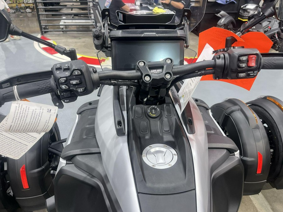 2025 Can-Am CANYON STANDARD