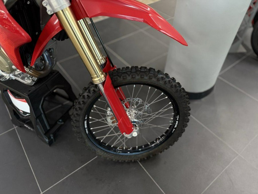 2026 Ducati Desmo450 MX