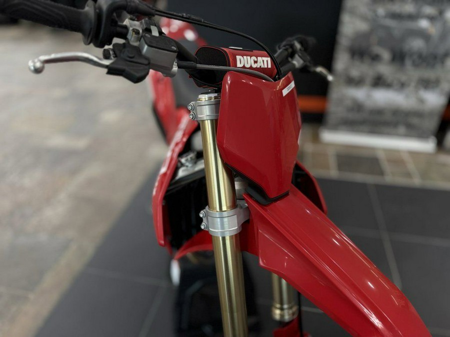 2026 Ducati Desmo450 MX