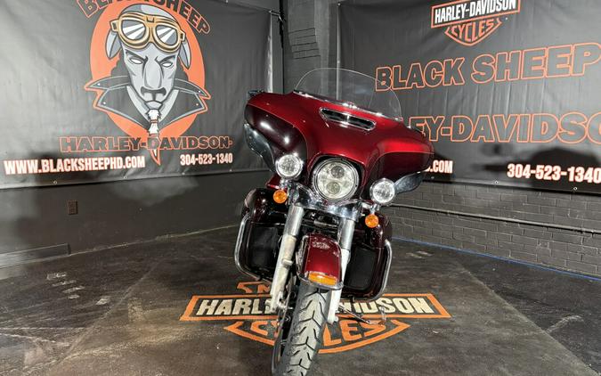 2015 Harley-Davidson® FLHTKL Ultra Limited Low