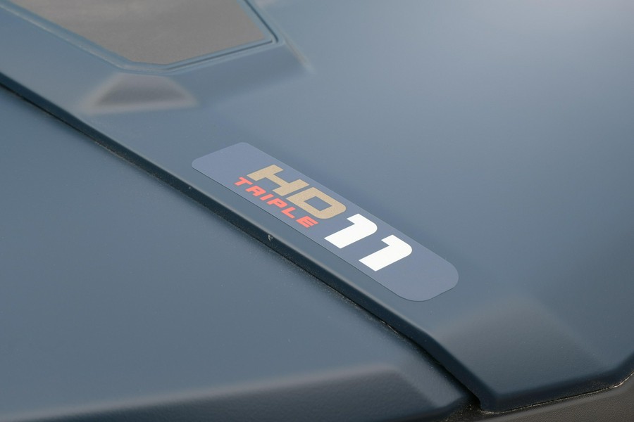 2026 CAN-AM DEFENDER MAX XT CAB HD11 WITH 1025 INCH TOUCHSCREEN