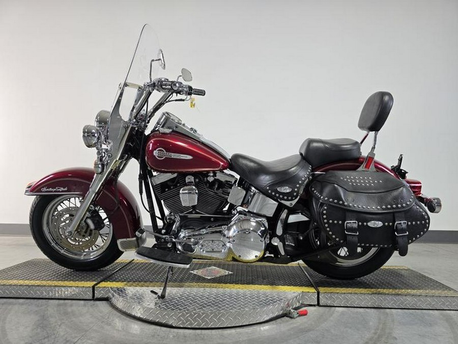 2004 Harley-Davidson® FLSTC - Heritage Softail® Classic
