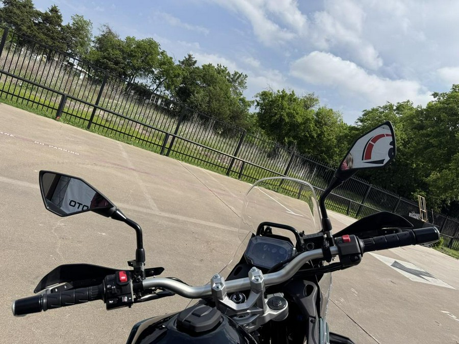 2026 Kawasaki KLE® 500 ABS SE