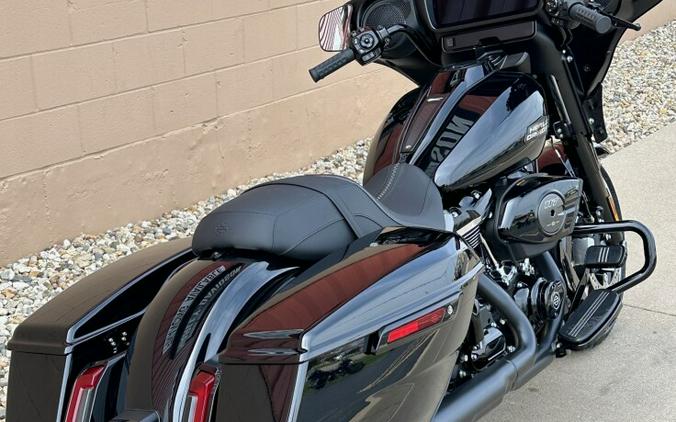 2024 Harley-Davidson Street Glide® Vivid Black