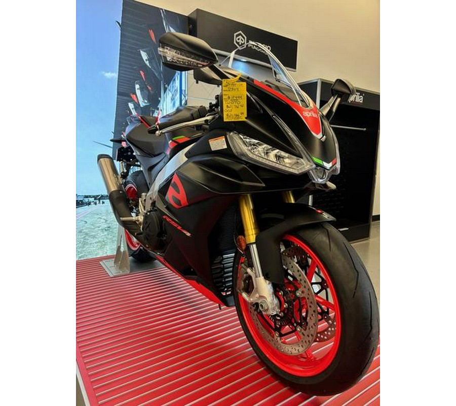 2024 Aprilia® RSV4 1100