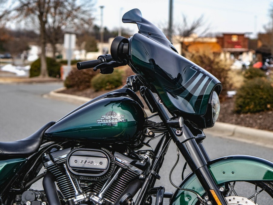 FLHXS 2021 Street Glide® Special