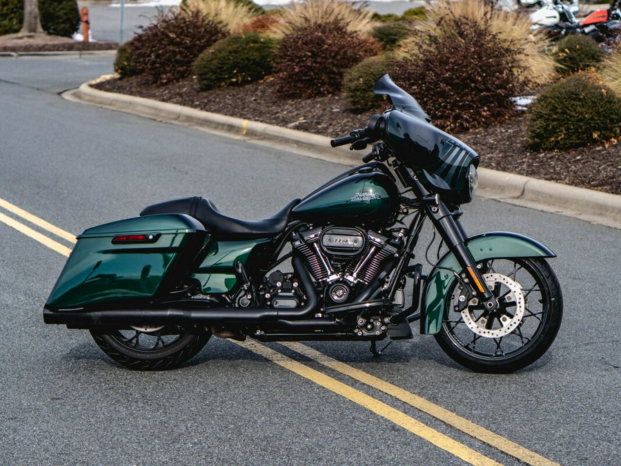 FLHXS 2021 Street Glide® Special