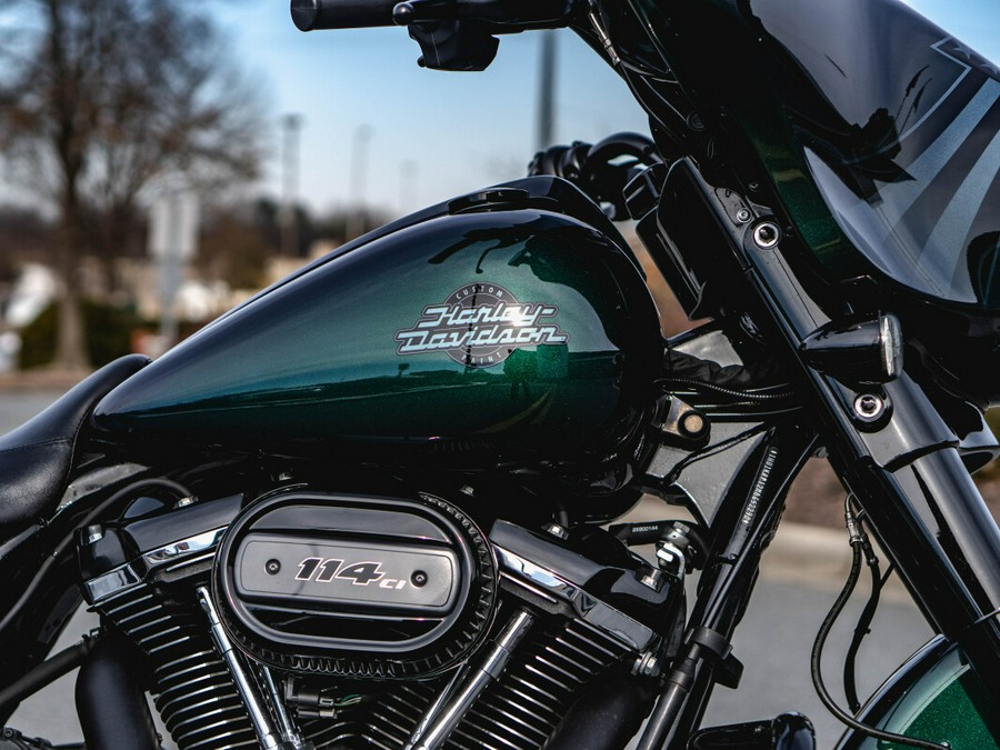 FLHXS 2021 Street Glide® Special