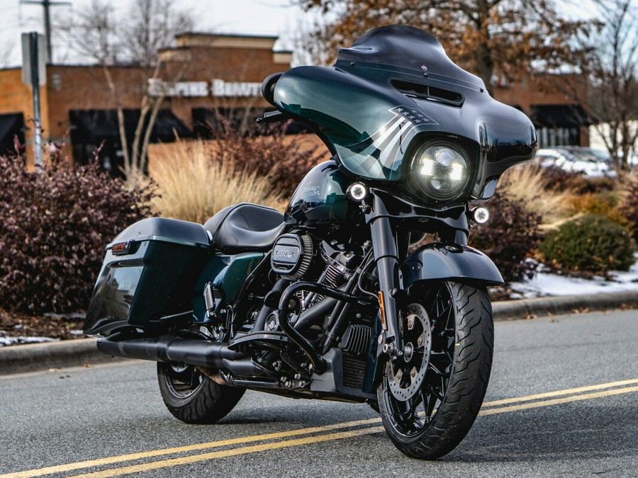 FLHXS 2021 Street Glide® Special