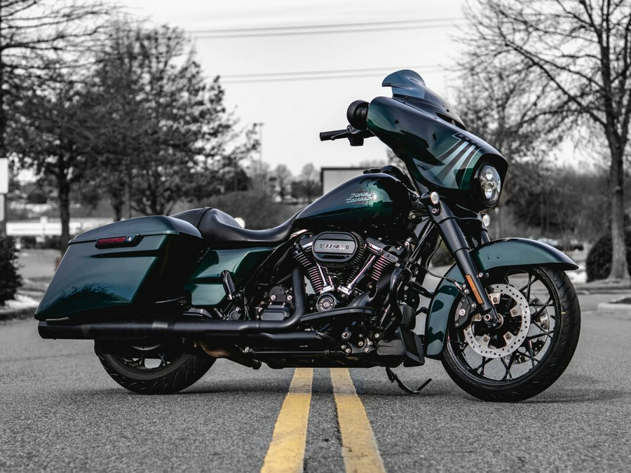 FLHXS 2021 Street Glide® Special