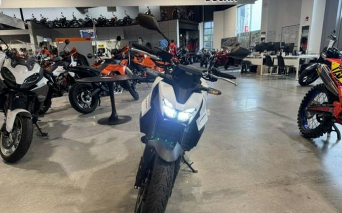 2025 Honda CB750 Hornet Base
