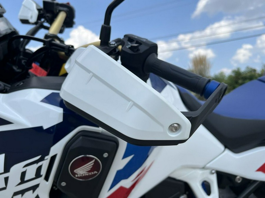 2025 Honda Africa Twin Adventure Sports ES