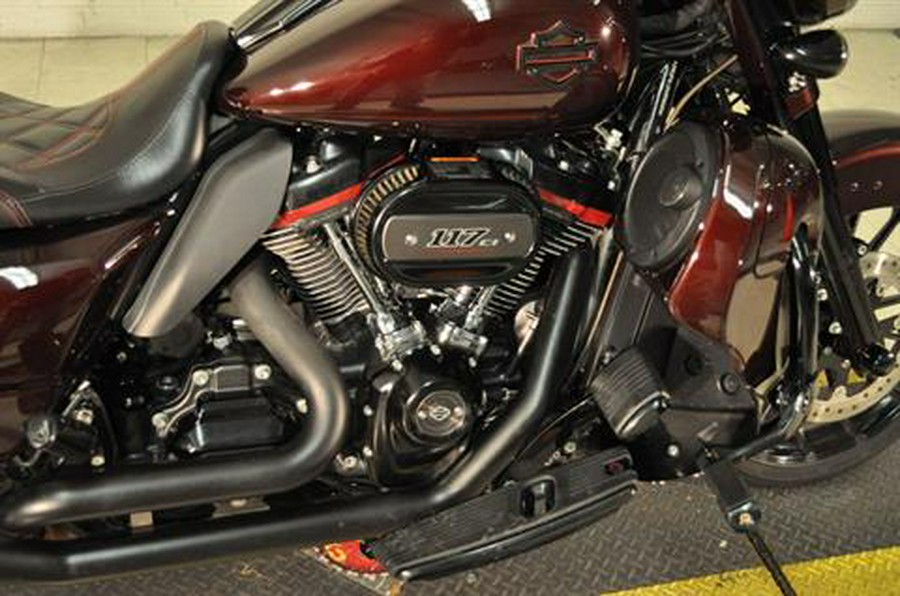 2019 Harley-Davidson CVO™ Street Glide®