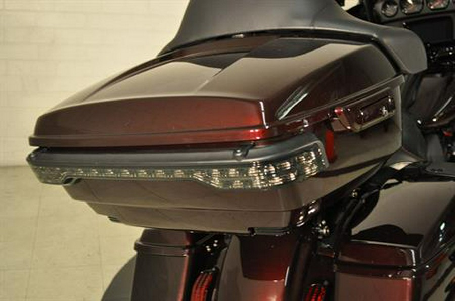 2019 Harley-Davidson CVO™ Street Glide®