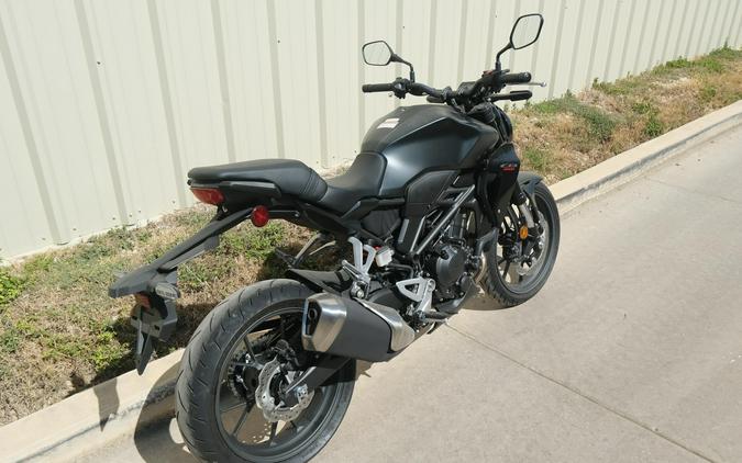 2025 HONDA CB300R