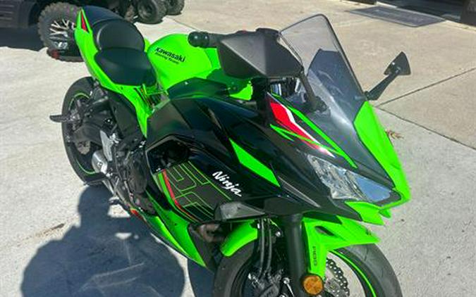 2024 Kawasaki Ninja 650 KRT Edition ABS